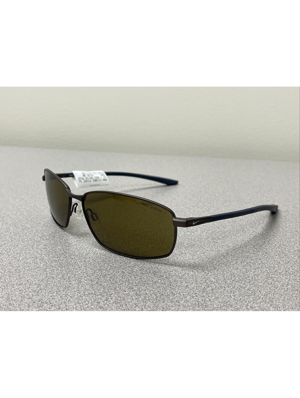 NWT NIKE Pivot Six E EV1092 043 Satin Pewter Mens Rectangle Sunglasses 62-14-135